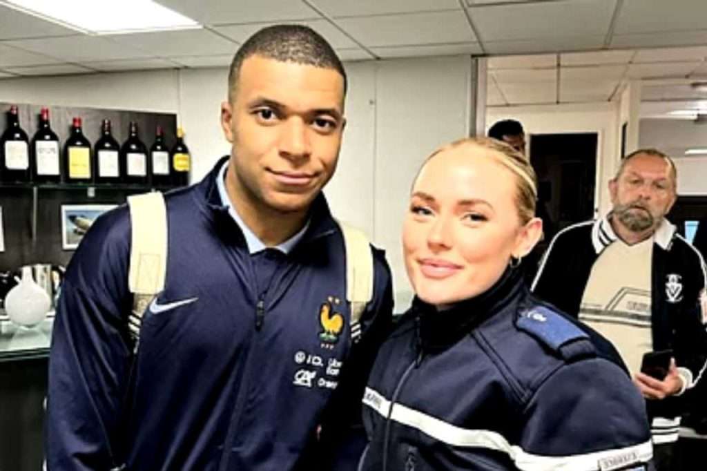 5 police officers in danger of getting Mbappé's buckish