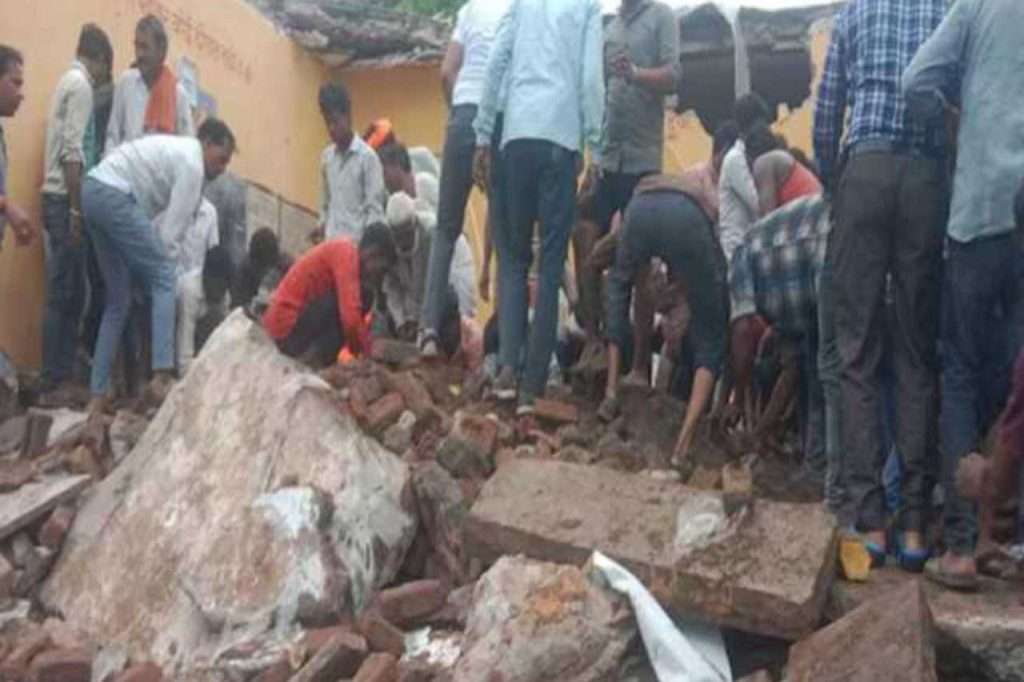 Tragedy in Rajasthan: Public School Roof Collapses in India, 4 Children Dead, Several Injured