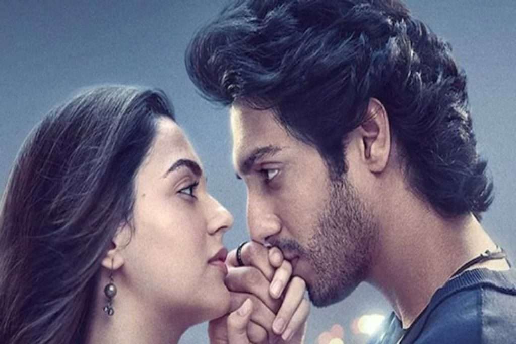 Saiyaaara Movie Review | Hypoto a lot. How much energy is there in this movie's story?