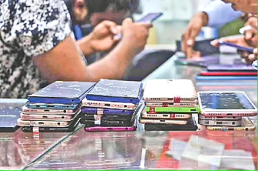 BTRC to List All Unsold Mobile Phones in the Market by December 15